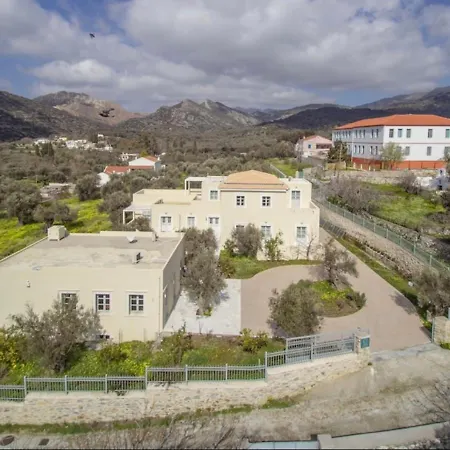 Onar Aparthotel 2*